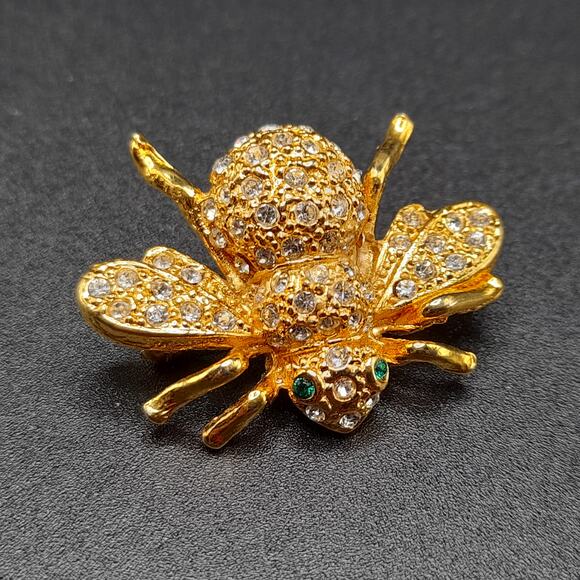 Vintage Rhinestone Bee Brooch, Gold Tone, Green Clear Rhinestones - Picture 2 of 9